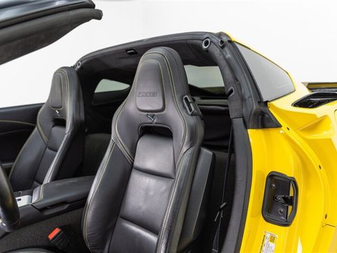 Used 2018 Chevrolet Corvette Z06 RWD image 36