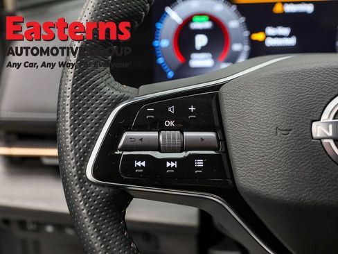 Used 2023 Nissan Ariya FWD image 15