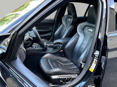 Used 2015 BMW M3 RWD image 8
