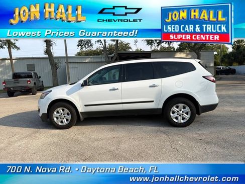 Used 2016 Chevrolet Traverse LS FWD image 4