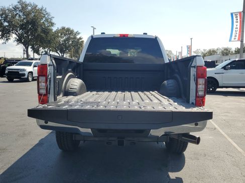Certified 2021 Ford F250 XLT w/ XLT Premium Package image 9