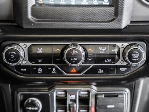 Certified 2021 Jeep Wrangler Unlimited Sport image 27