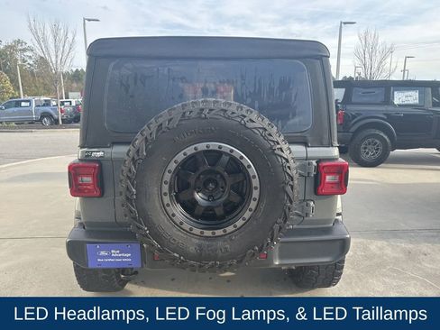 Used 2019 Jeep Wrangler Unlimited Sahara w/ LED Lighting Group image 5
