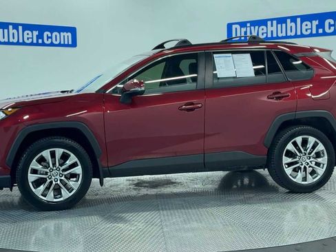 Used 2020 Toyota RAV4 XLE Premium image 42