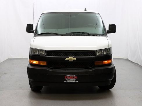 Used 2020 Chevrolet Express 2500 image 5