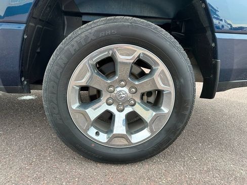Used 2022 RAM 1500 Big Horn AWD/4WD image 40