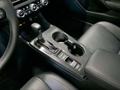 Used 2022 Honda Civic EX-L image 16