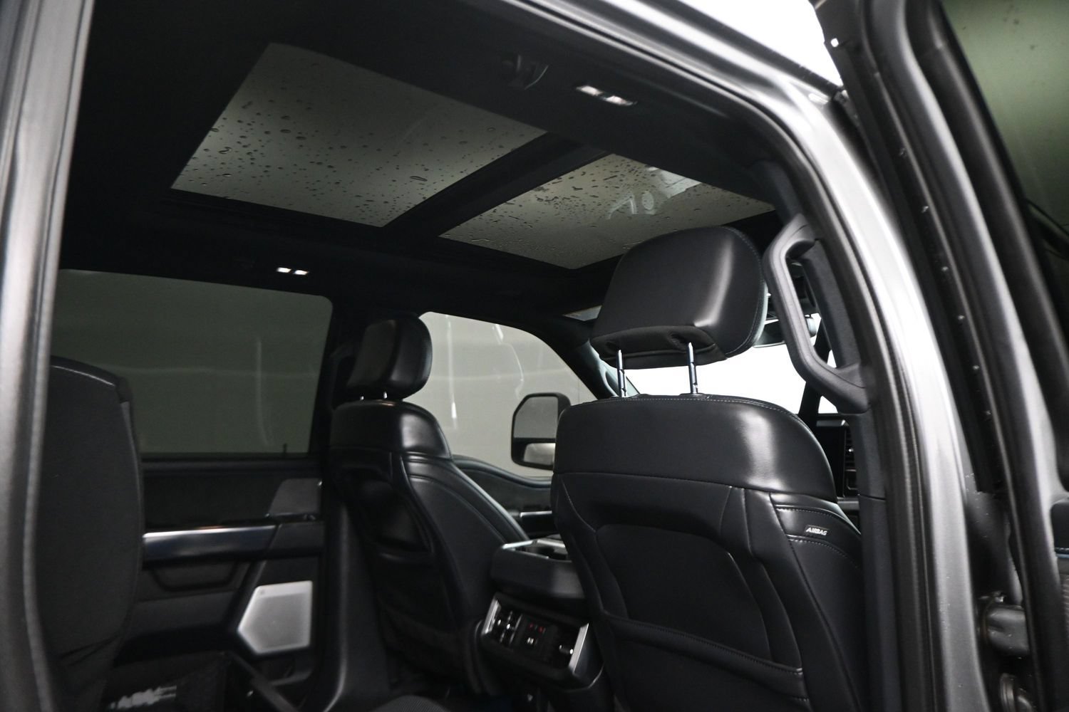 Used 2025 Ford F250 Platinum AWD/4WD image 25