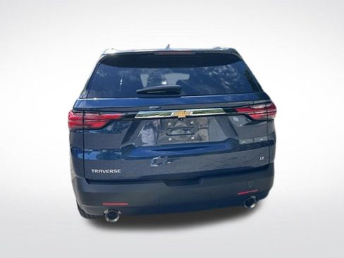 Used 2023 Chevrolet Traverse LT FWD image 5