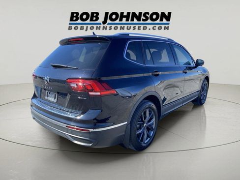 Used 2023 Volkswagen Tiguan SE image 5