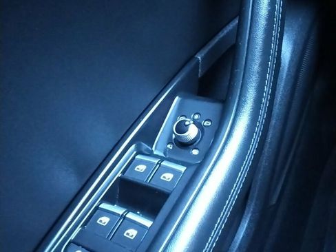 Used 2022 Audi A4 2.0T Premium Plus w/ Premium Plus Package image 29