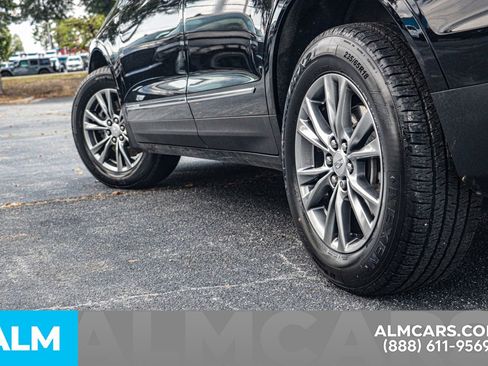 Used 2022 Cadillac XT5 Premium Luxury image 13