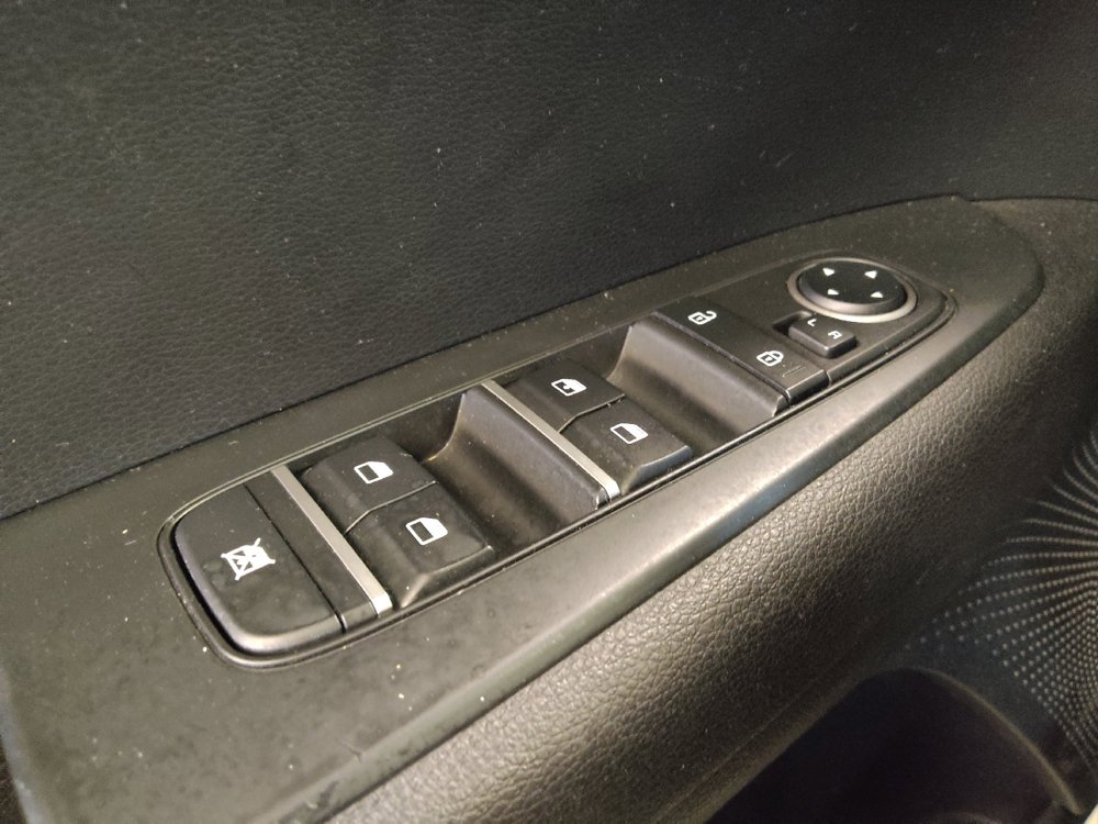 Used 2021 Kia Forte LXS FWD image 27
