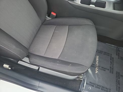 Used 2022 Nissan Sentra SV image 29