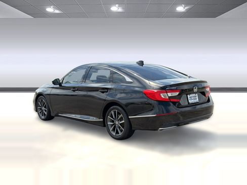Used 2021 Honda Accord EX-L image 3