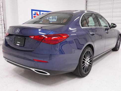 Used 2025 Mercedes-Benz C 300 Sedan image 5