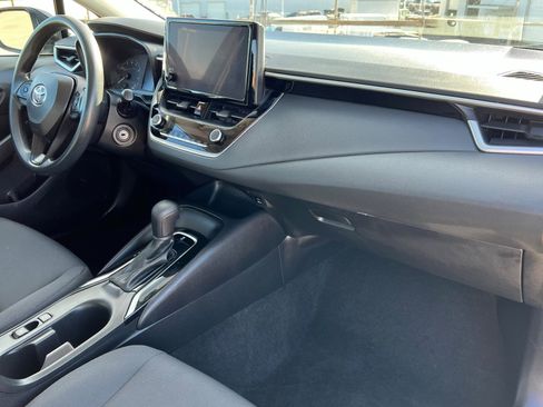 Used 2023 Toyota Corolla LE image 23