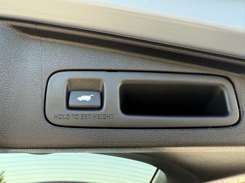 Used 2022 Honda CR-V EX-L image 9