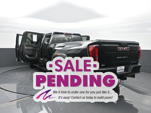 Used 2023 GMC Sierra 3500 Denali w/ Denali Ultimate Package image 53