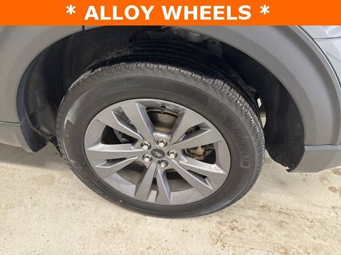 Used 2023 Ford Explorer XLT w/ Equipment Group 202A image 32