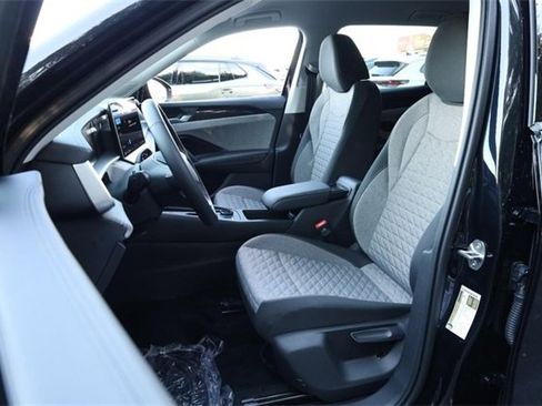 New 2025 Volkswagen Tiguan S image 8