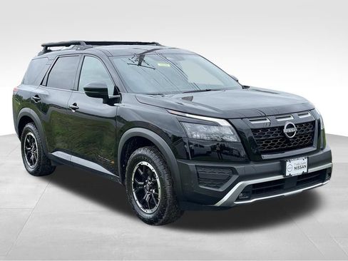 Certified 2024 Nissan Pathfinder Rock Creek AWD/4WD image 3