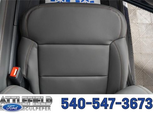 New 2025 Ford Expedition Active image 40