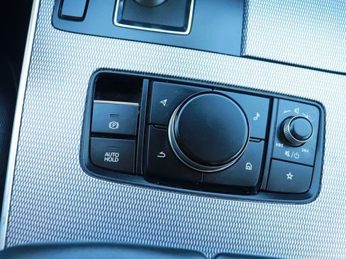 Used 2025 MAZDA CX-70 3.3 Turbo w/ Preferred Package image 17