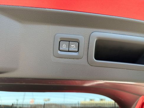 Used 2025 MAZDA CX-50 AWD 2.5 S w/ Premium Package image 23