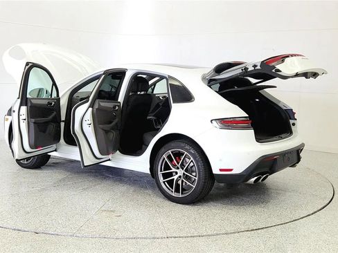 Used 2022 Porsche Macan S AWD/4WD image 11
