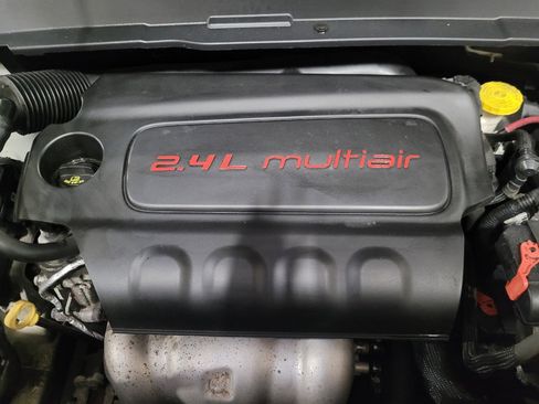 Used 2017 Jeep Compass Latitude w/ Popular Equipment Group AWD/4WD image 30