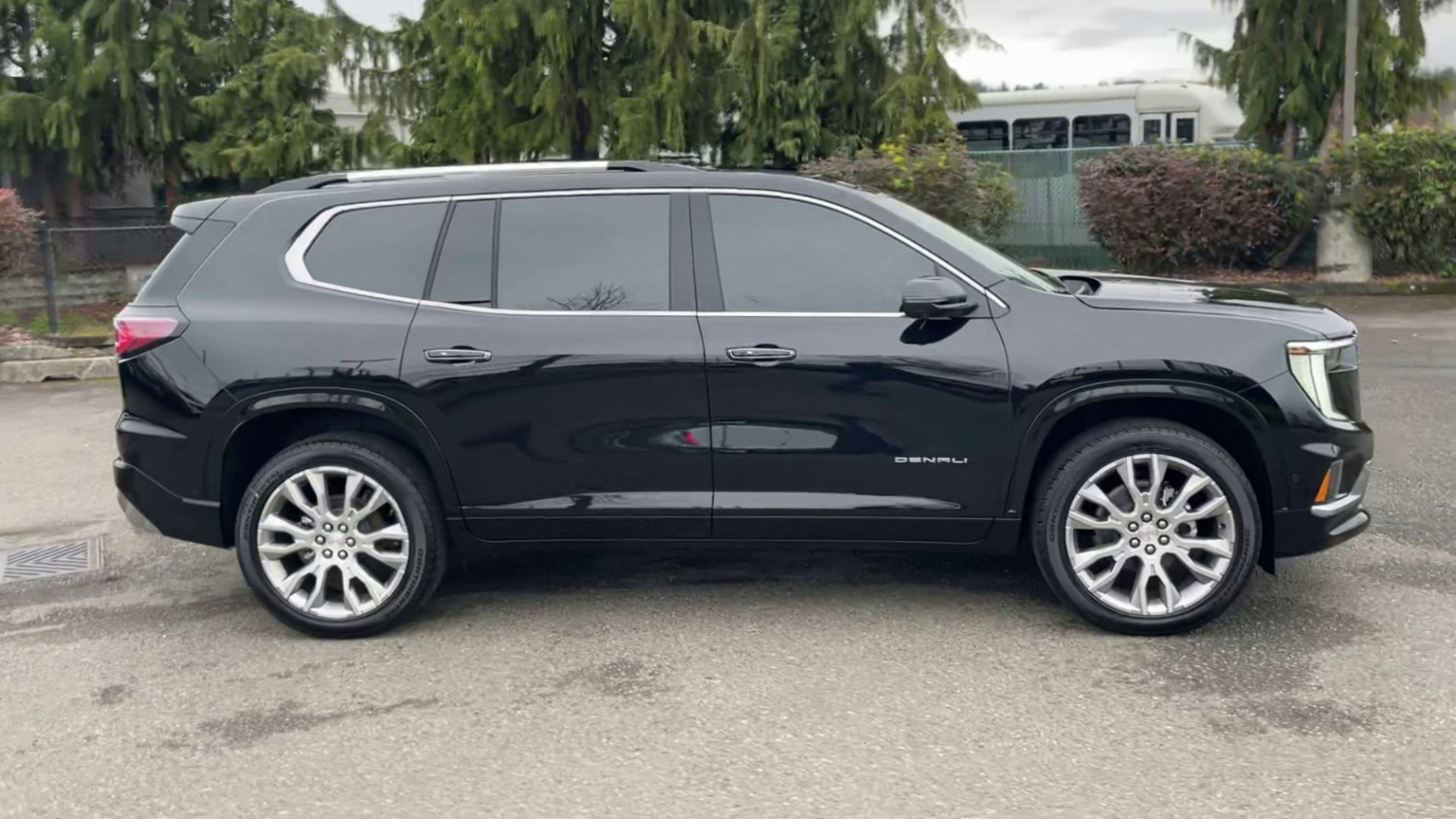New 2026 GMC Acadia Denali w/ Super Cruise Package AWD/4WD image 44