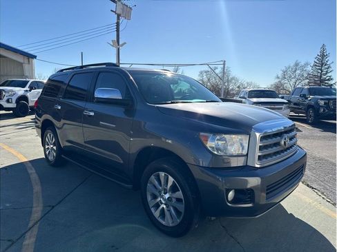 Used 2016 Toyota Sequoia Limited image 4