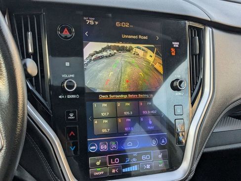 Used 2025 Subaru Outback Premium image 19