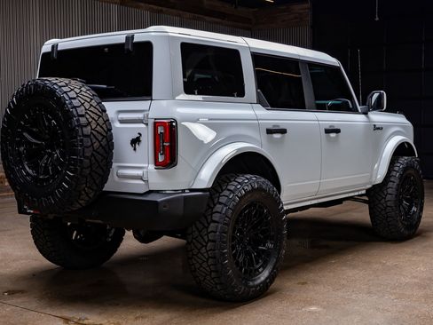 Used 2026 Ford Bronco Outer Banks image 10