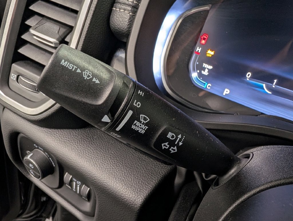 Used 2026 RAM 1500 Laramie w/ Advanced Safety Group II AWD/4WD image 19
