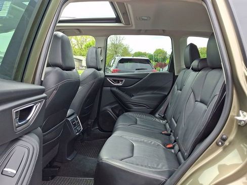 Used 2023 Subaru Forester Touring AWD/4WD image 10