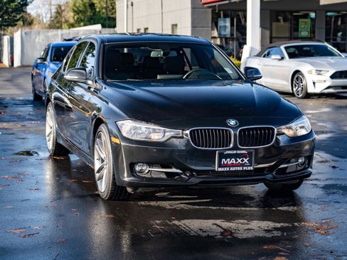 Used 2013 BMW 328i xDrive Sedan image 2