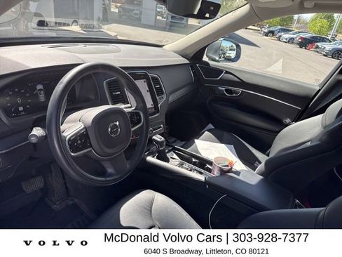 Used 2020 Volvo XC90 T5 Momentum w/ Protection Package Premier AWD/4WD image 8