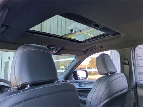 New 2025 Jeep Grand Cherokee L Altitude image 20