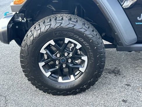 Certified 2025 Jeep Wrangler Unlimited Rubicon 4xe w/ Safety Group image 12