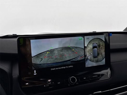 New 2026 Mitsubishi Outlander SE image 13