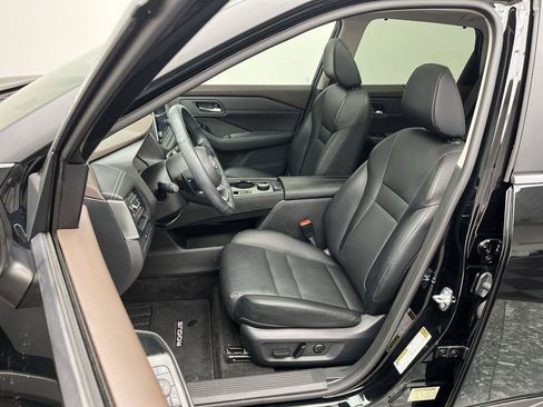 Used 2023 Nissan Rogue SV w/ SV Premium B Package AWD/4WD image 9