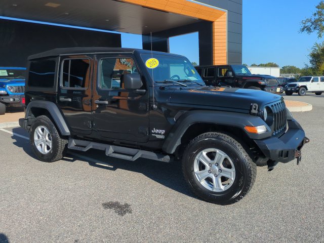 Used 2018 Jeep Wrangler Unlimited Sport S AWD/4WD image 2
