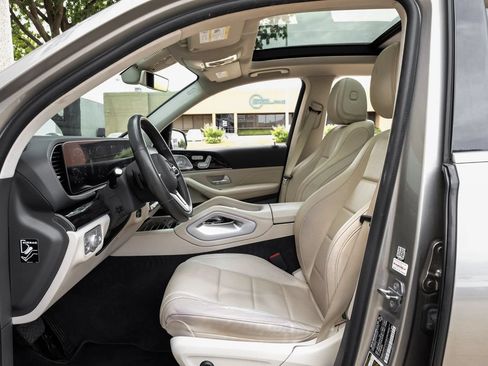 Used 2020 Mercedes-Benz GLE 350 image 3
