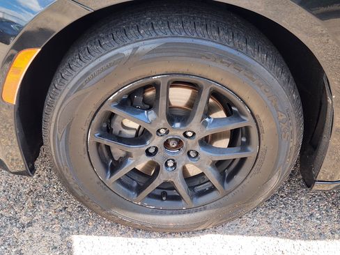 Used 2021 Chrysler Voyager Lxi image 7