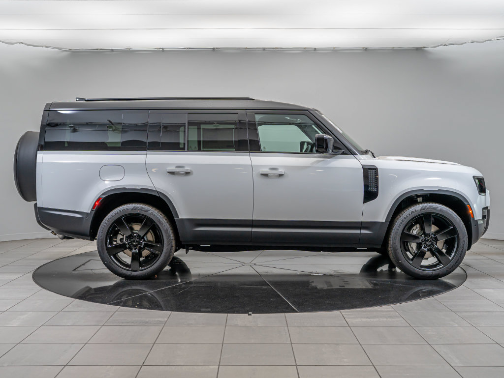 New 2026 Land Rover Defender 130 S AWD/4WD image 11