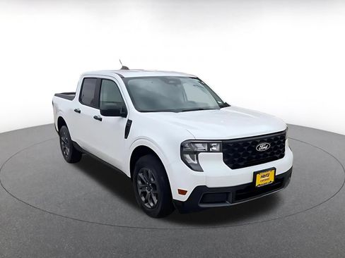 Used 2026 Ford Maverick XLT FWD image 3