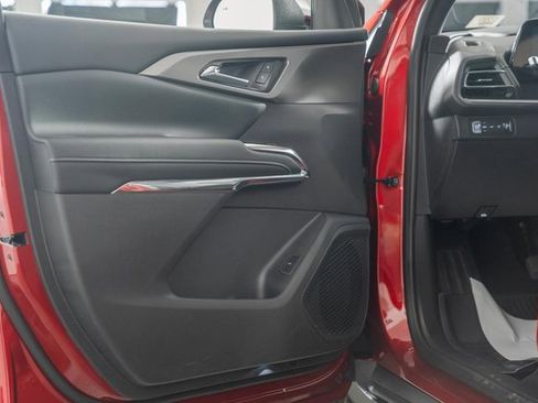 New 2026 Chevrolet Traverse LT w/ LPO, Floor Liner Package image 39