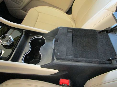 New 2025 Jeep Grand Cherokee L Limited w/ Luxury Tech Group II image 46